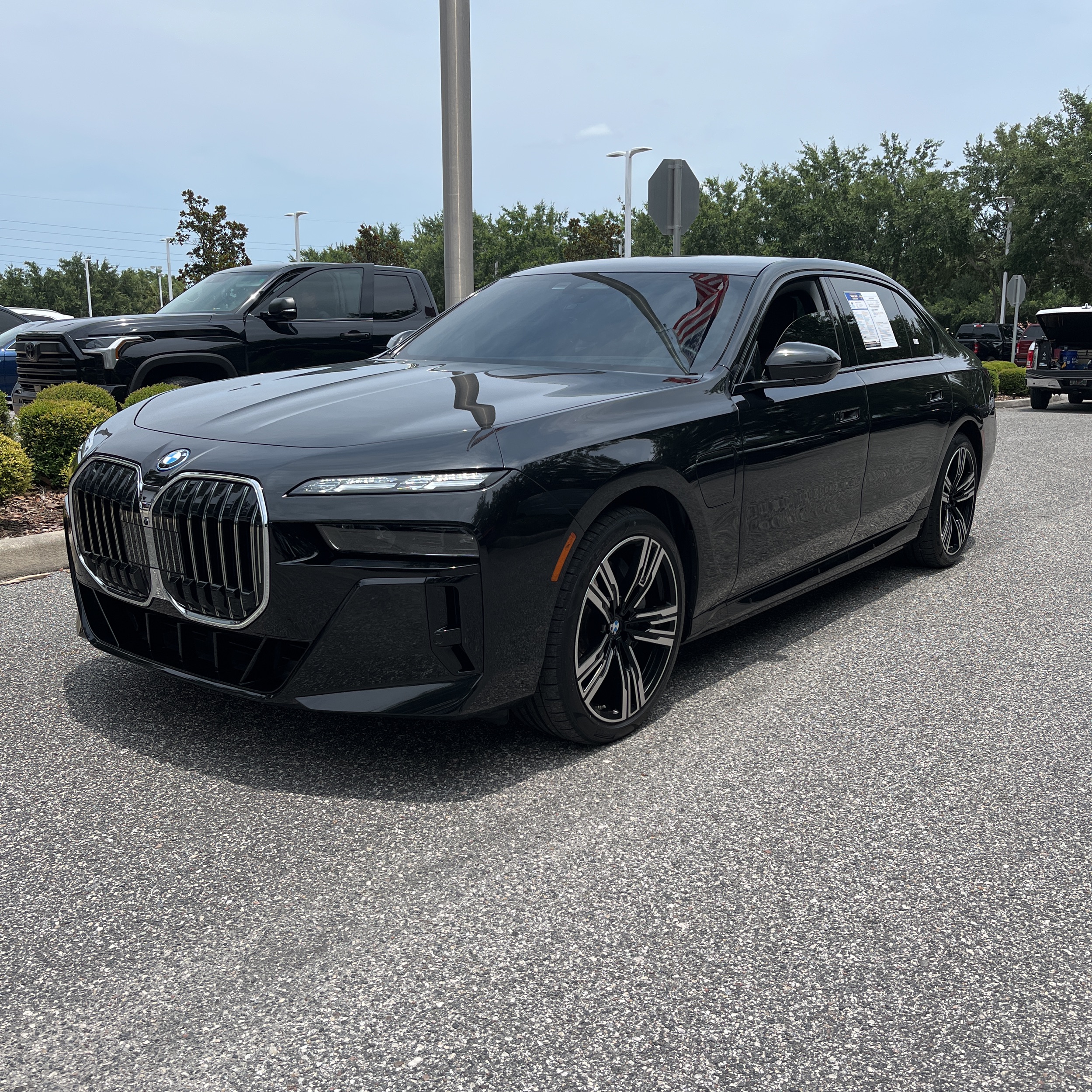 2025 BMW 7-Series 750e xDrive