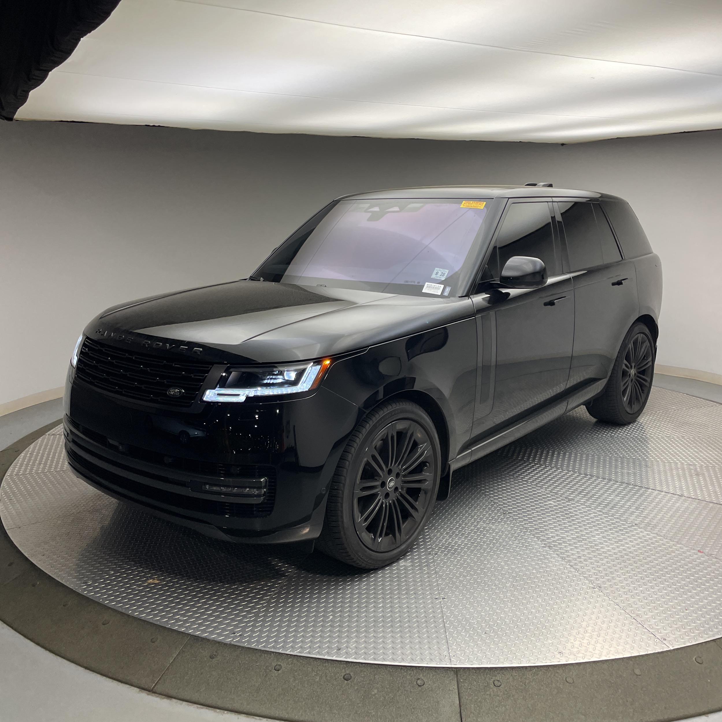 2023 Land Rover Range Rover P400 SE