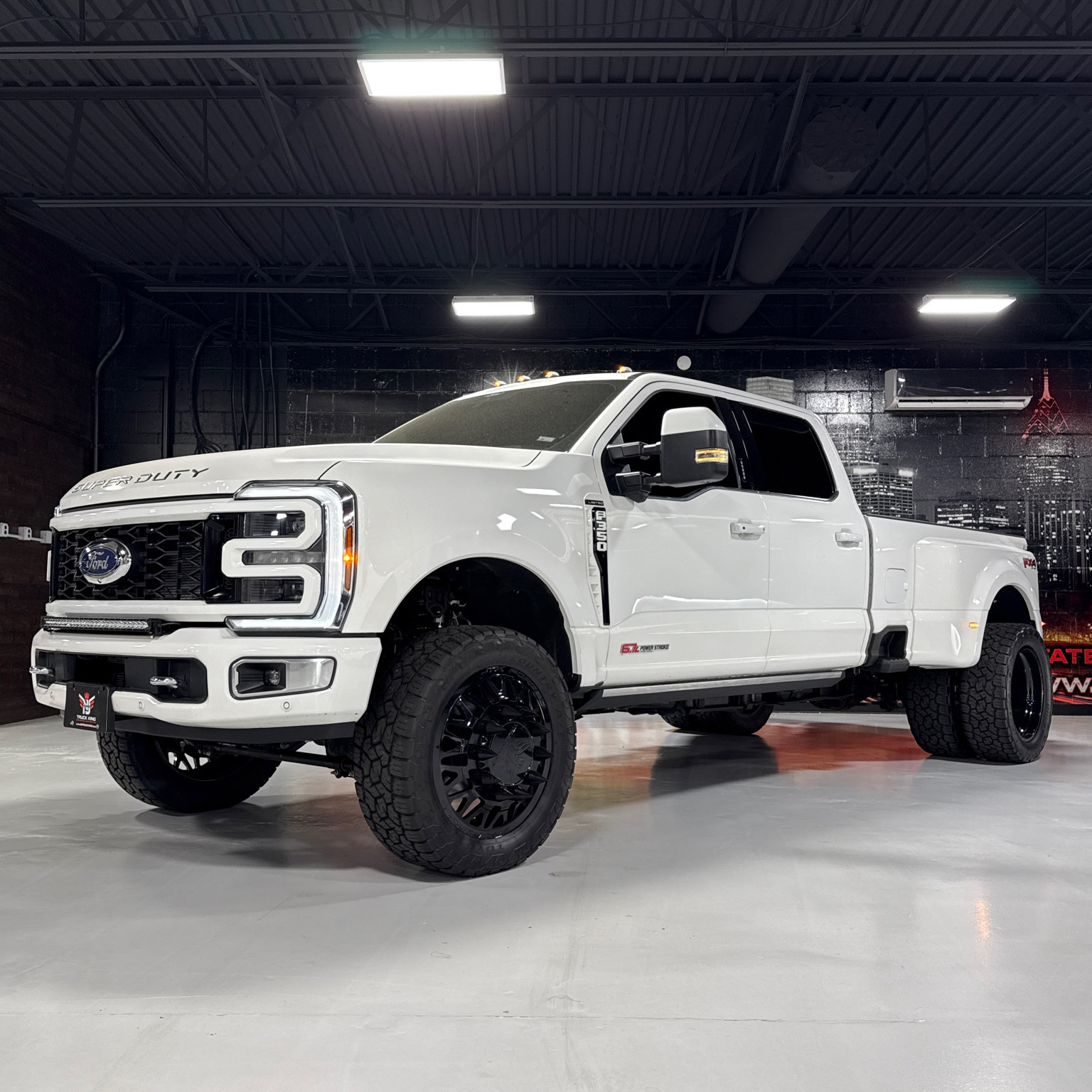 2024 Ford F-350 Super Duty Limited