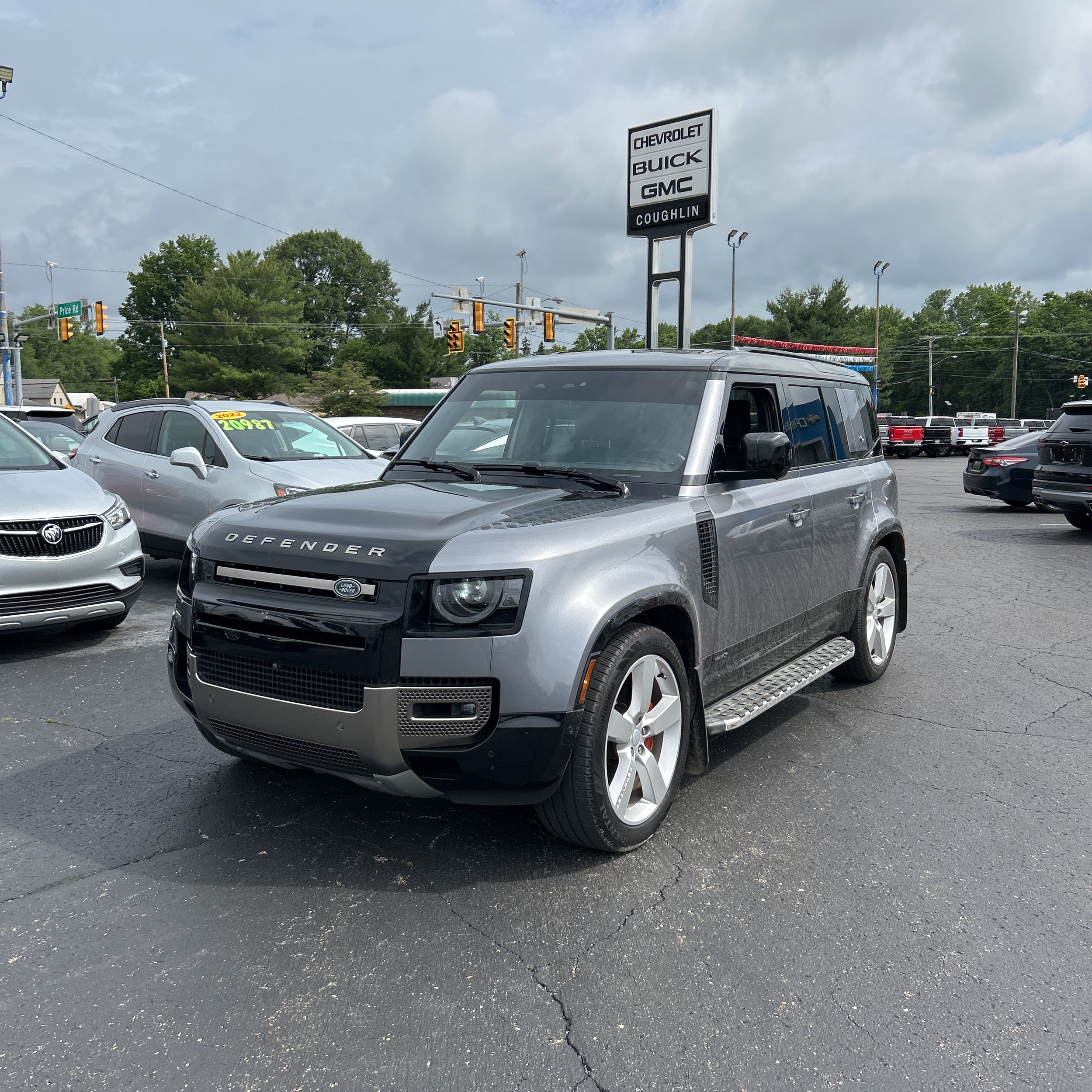 2024 Land Rover Defender 110 P400 X