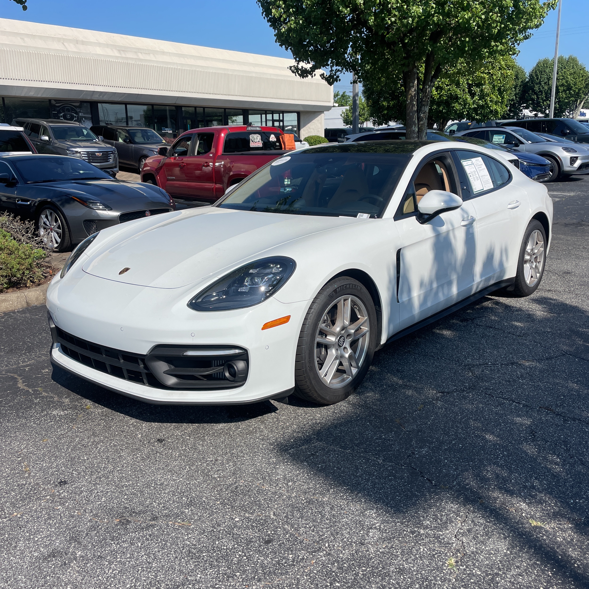 2023 Porsche Panamera 4