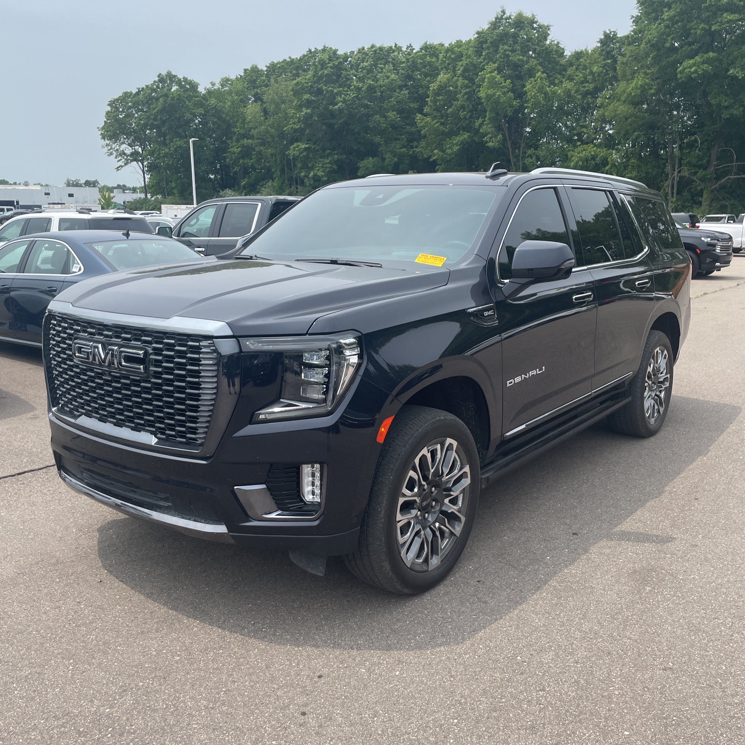 2023 GMC Yukon Denali Ultimate