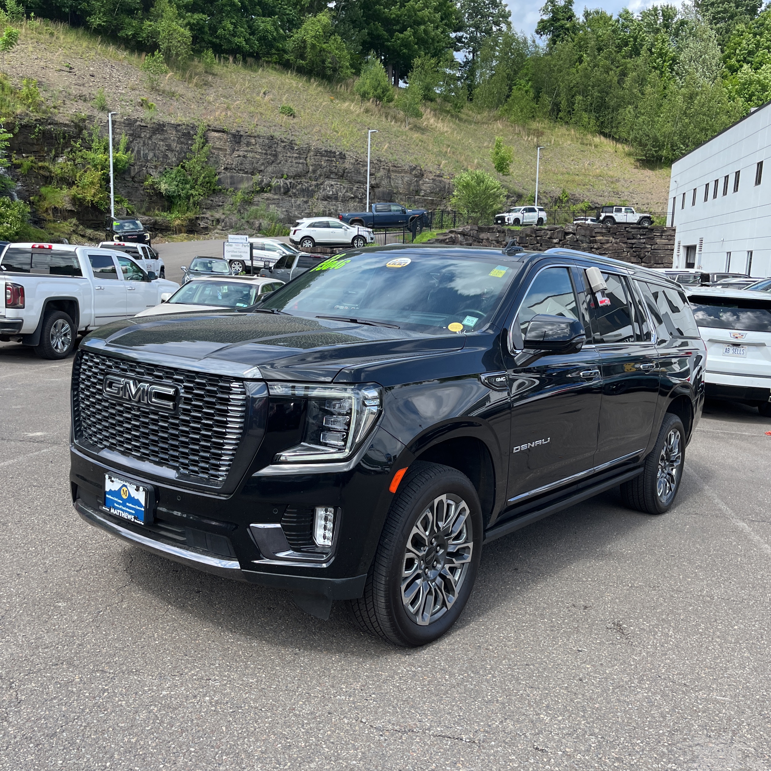 2023 GMC Yukon XL Denali Ultimate