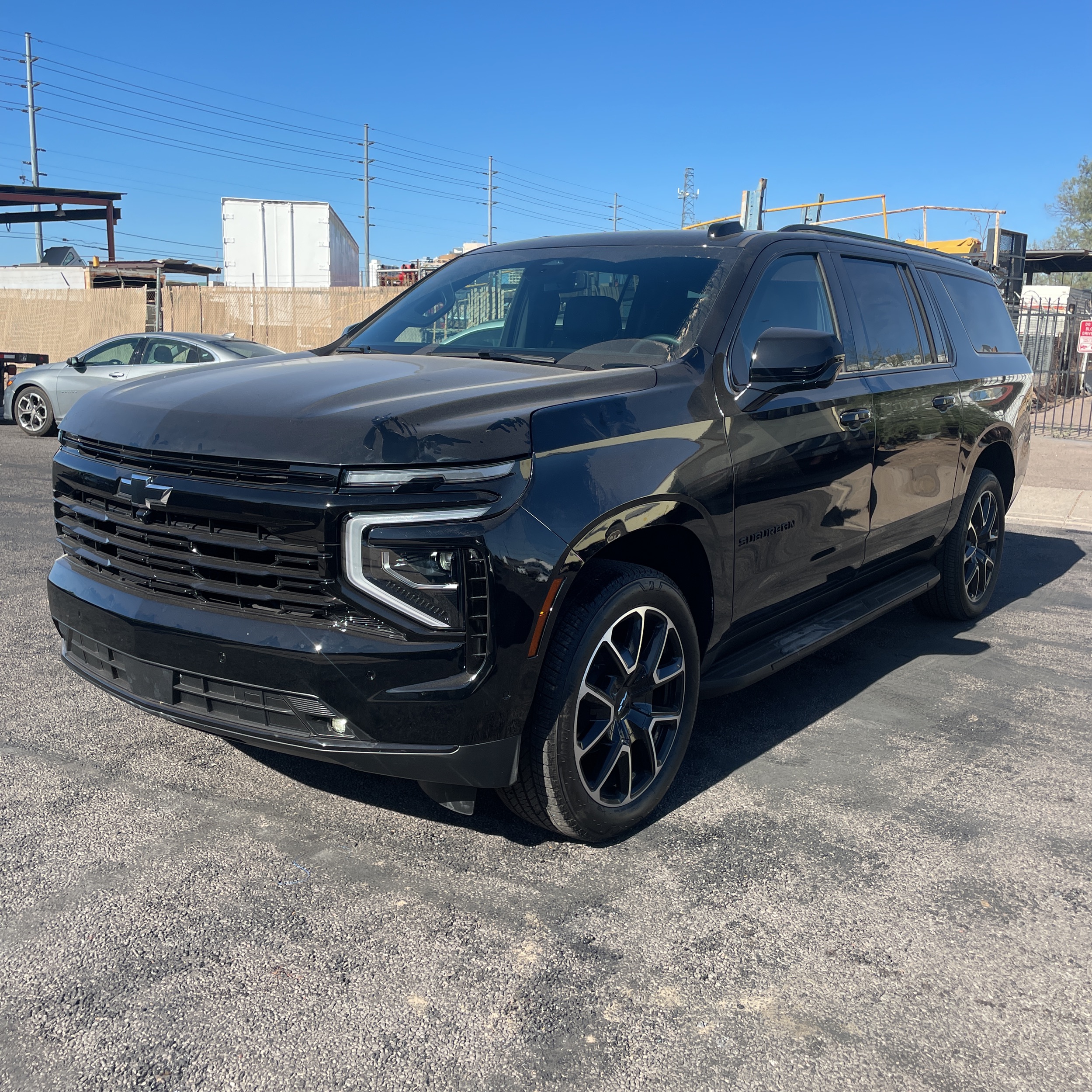 2025 Chevrolet Suburban RST
