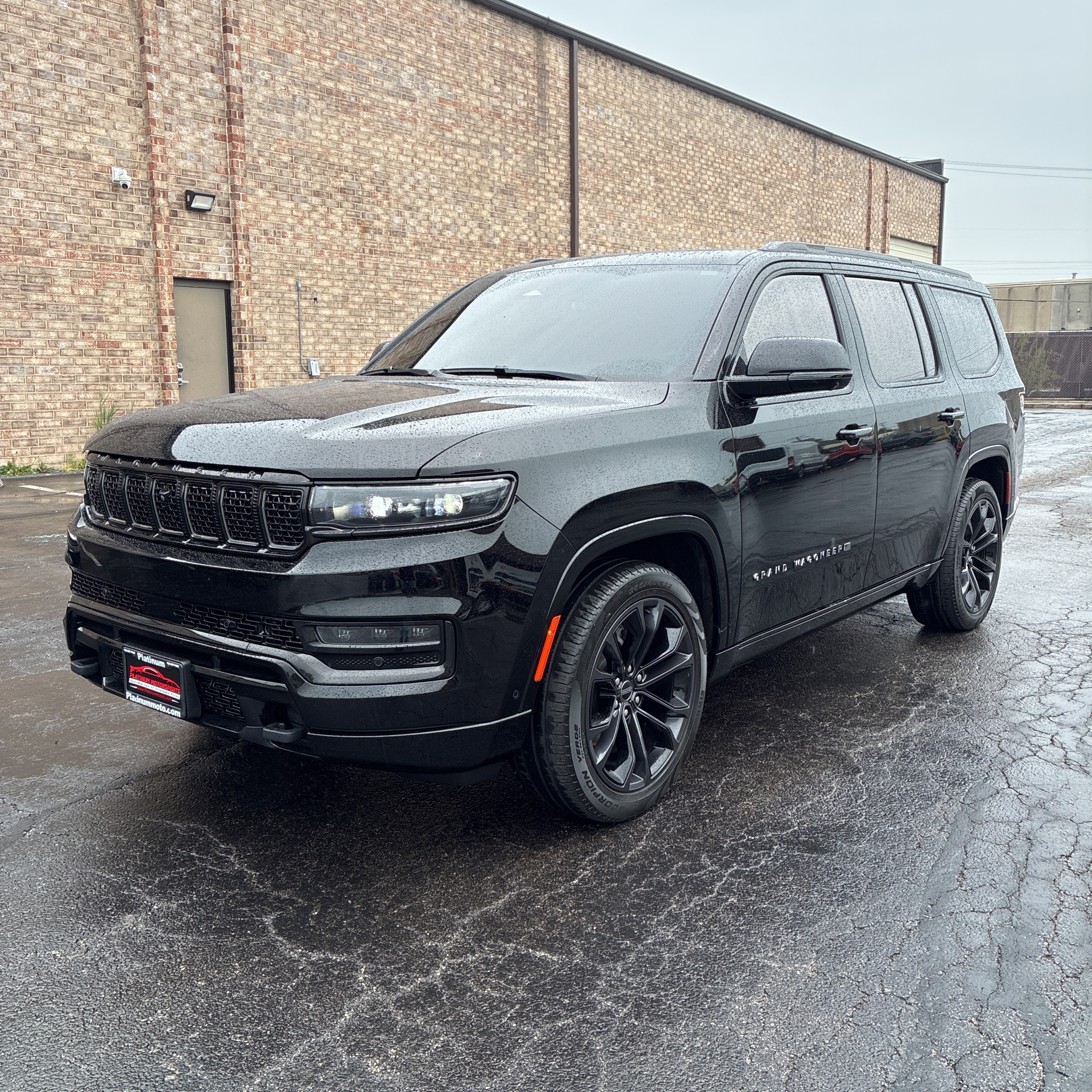 2023 Jeep Grand Wagoneer Series III Obsidian