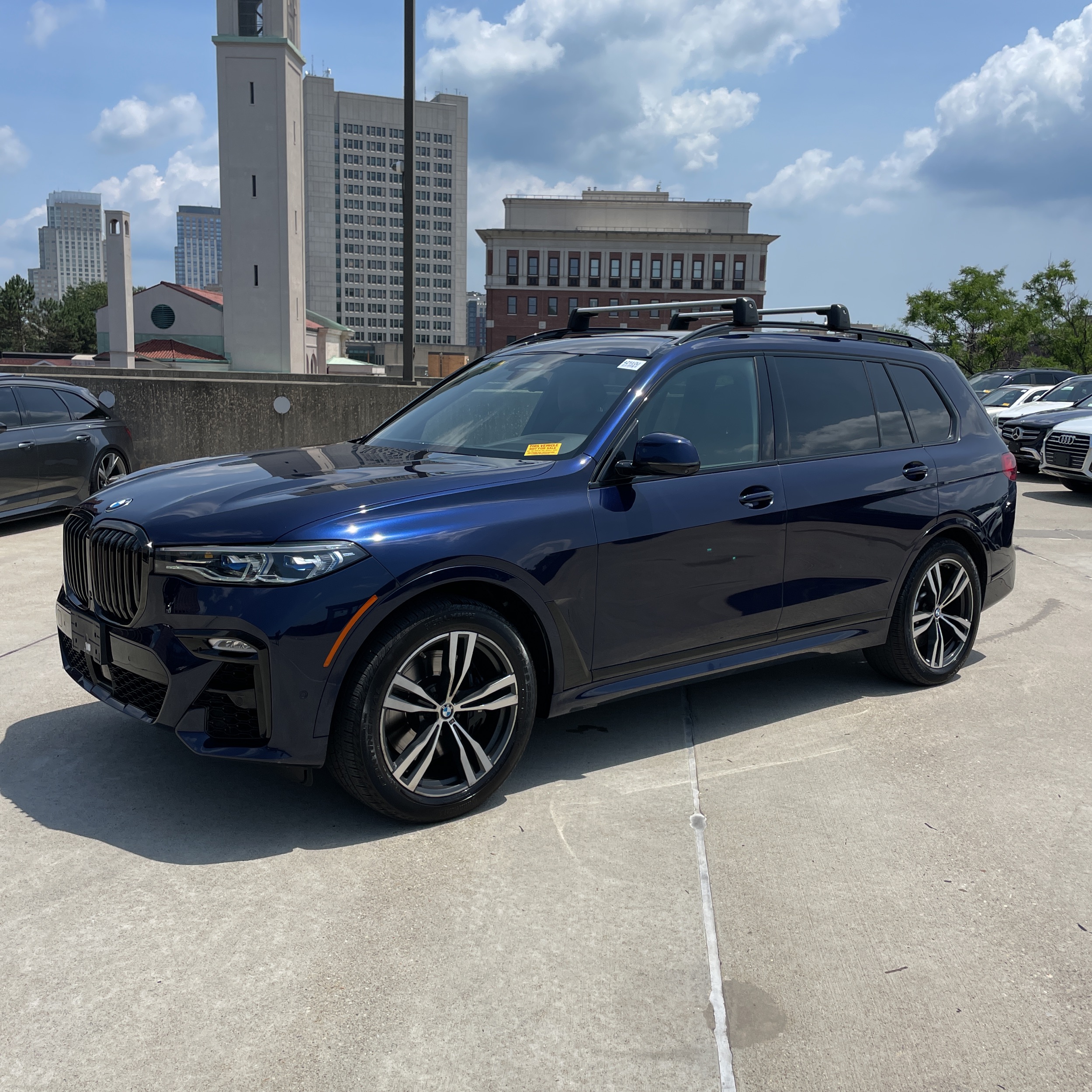 2022 BMW X7 M50i
