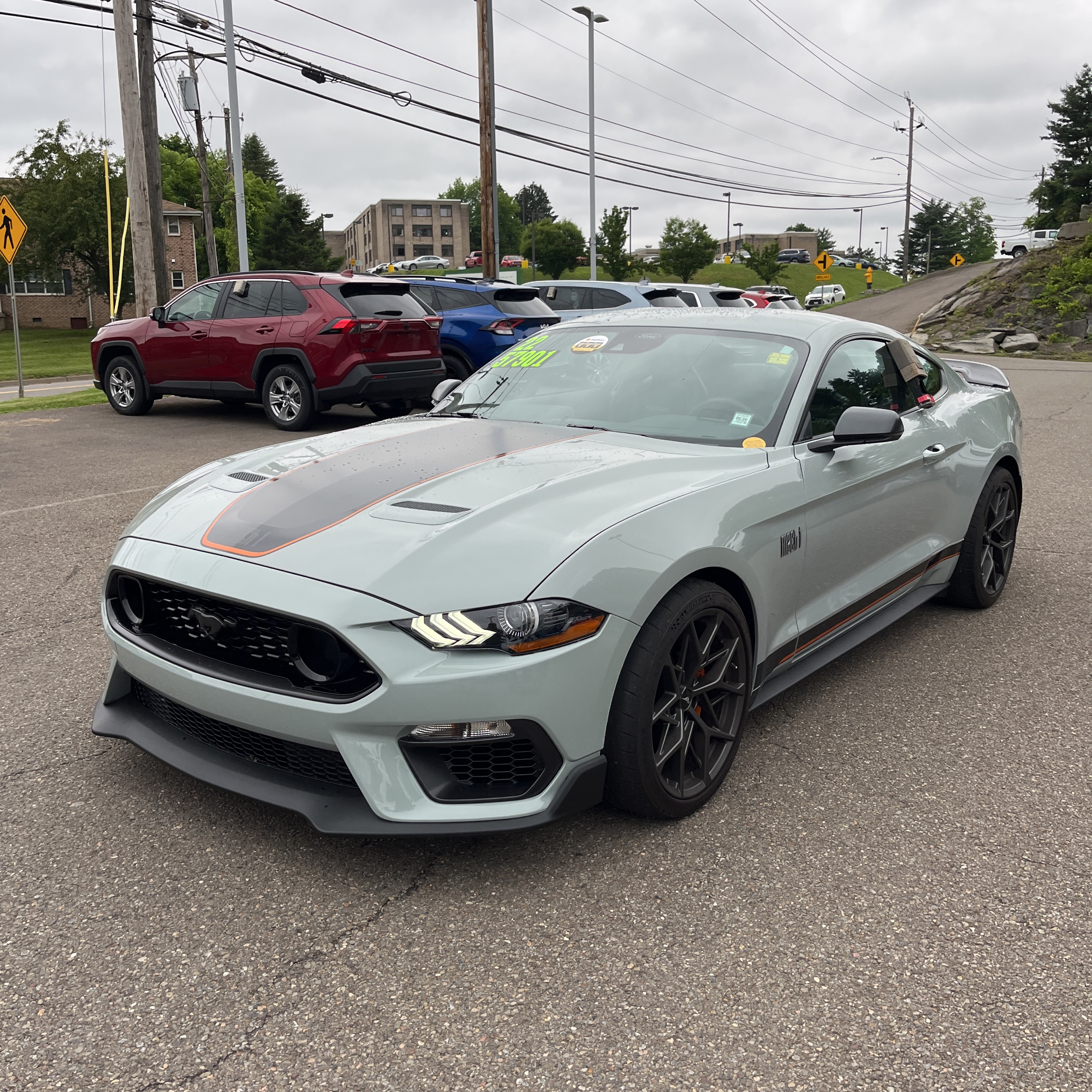 2022 Ford Mustang Mach 1
