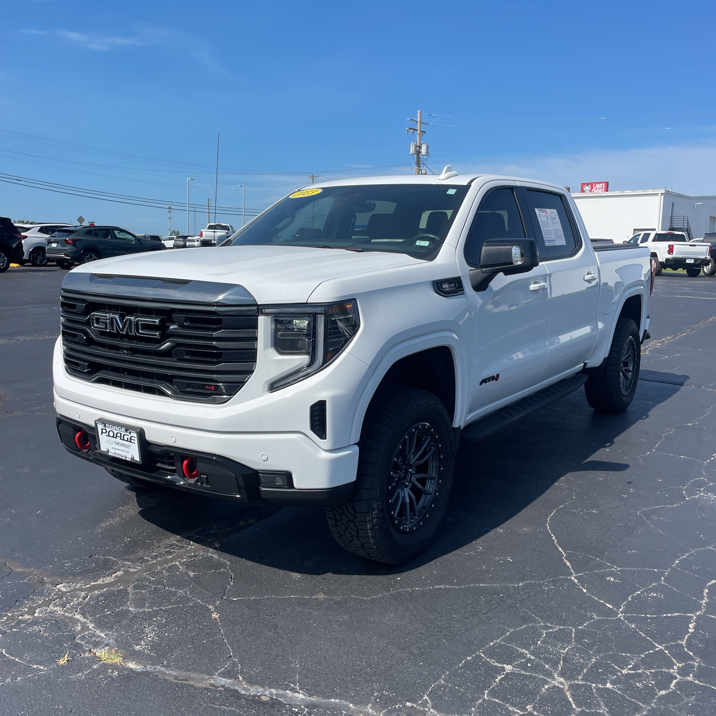 2023 GMC Sierra 1500 AT4