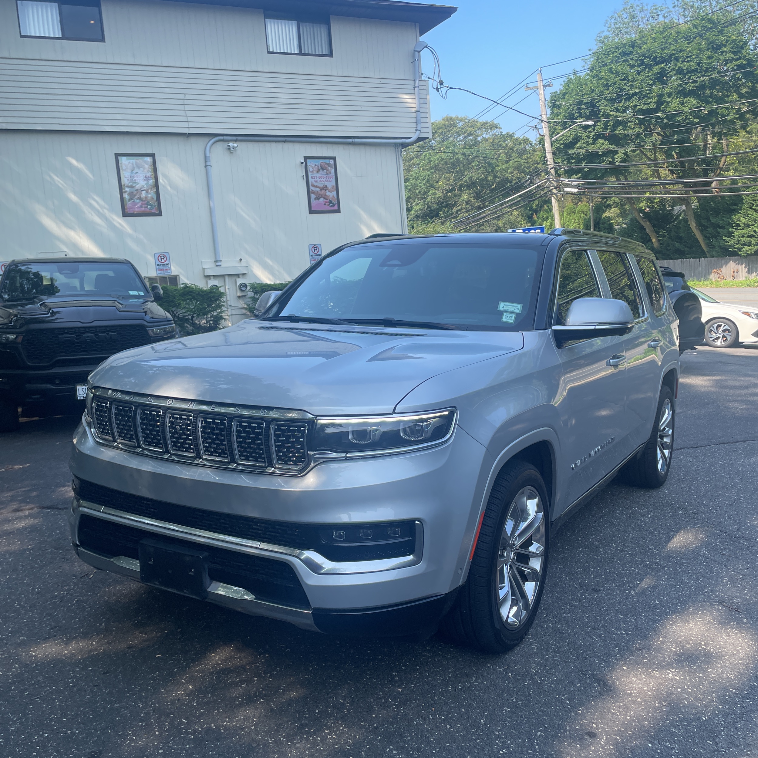 2022 Jeep Grand Wagoneer Series II
