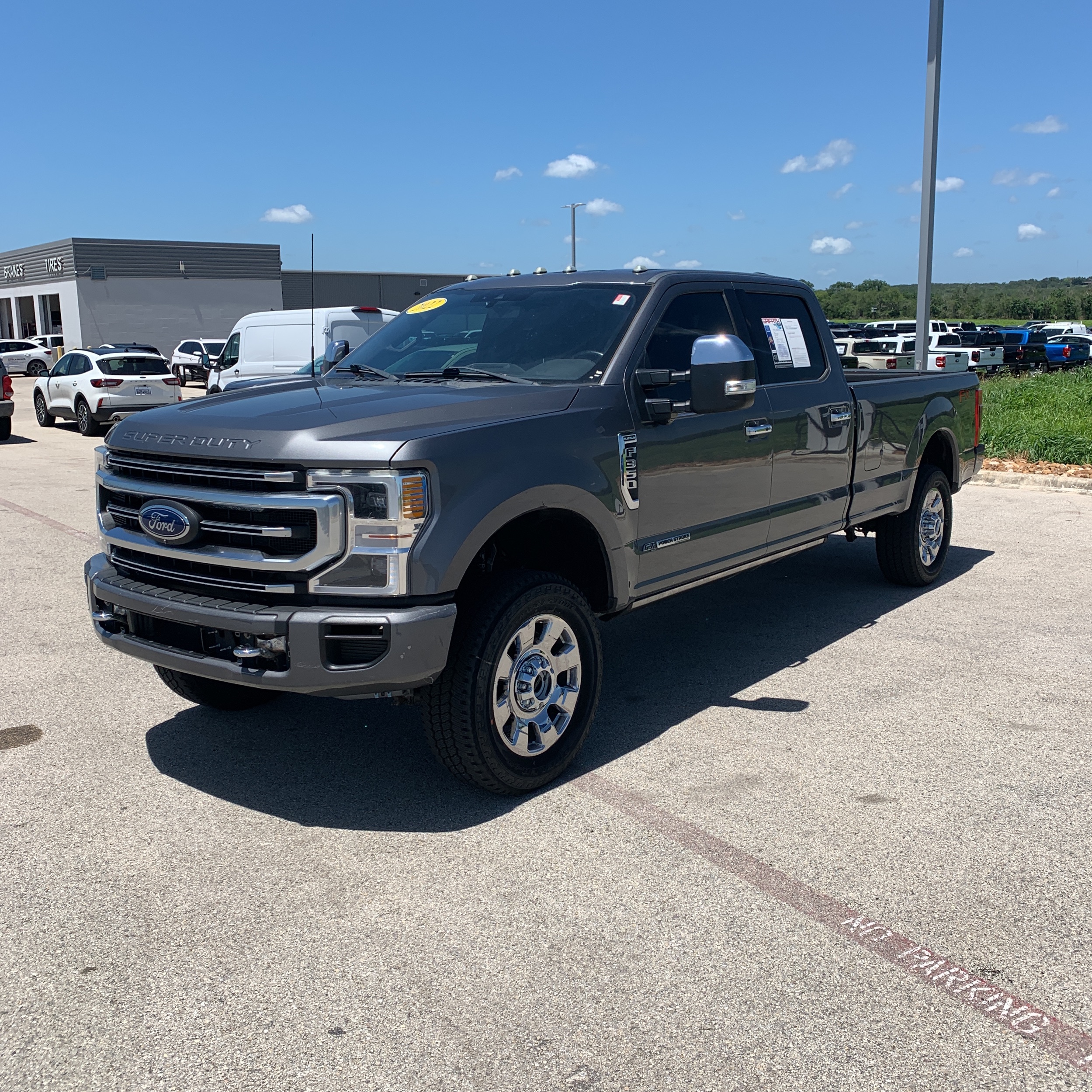 2022 Ford F-350 Super Duty Platinum