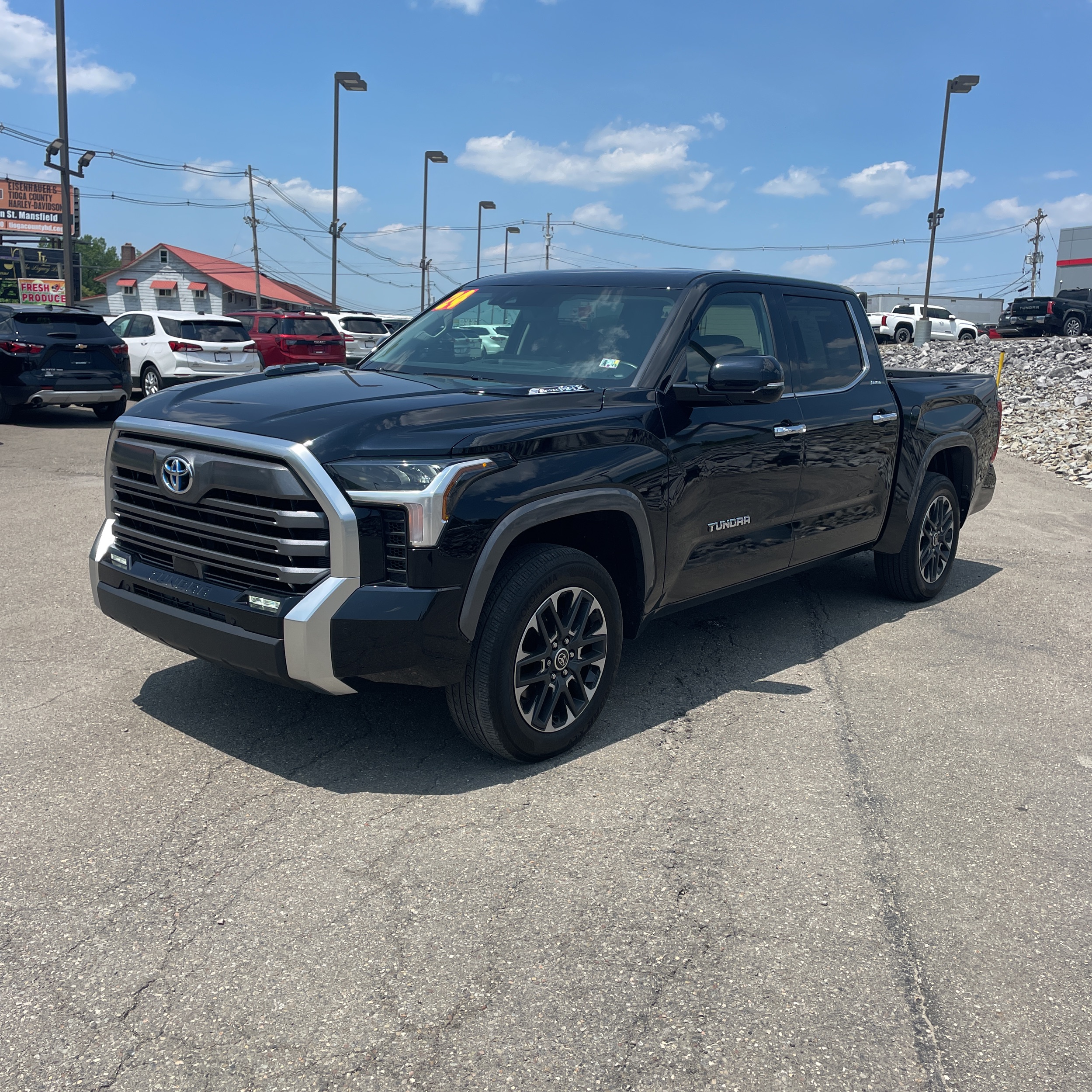 2024 Toyota Tundra Limited HV