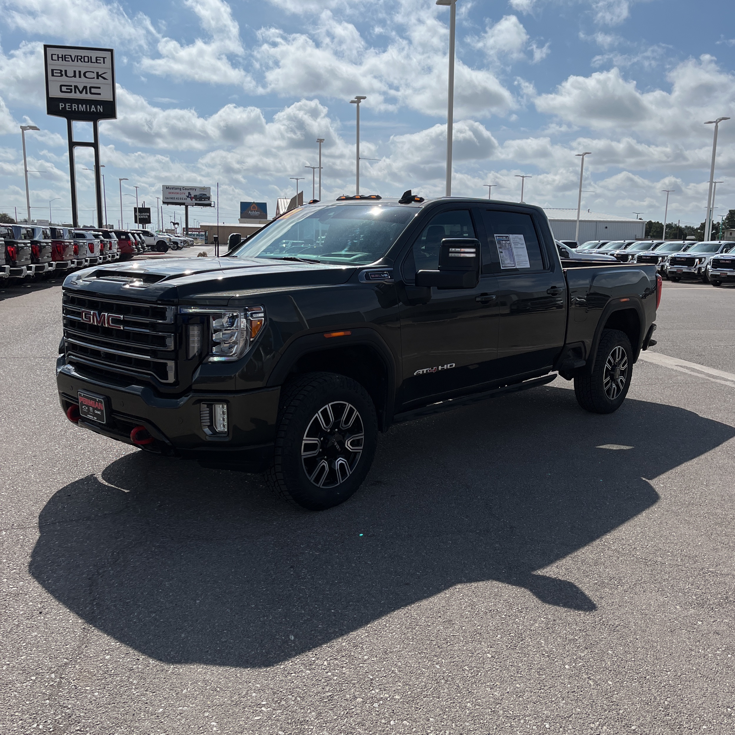2022 GMC Sierra 2500HD AT4