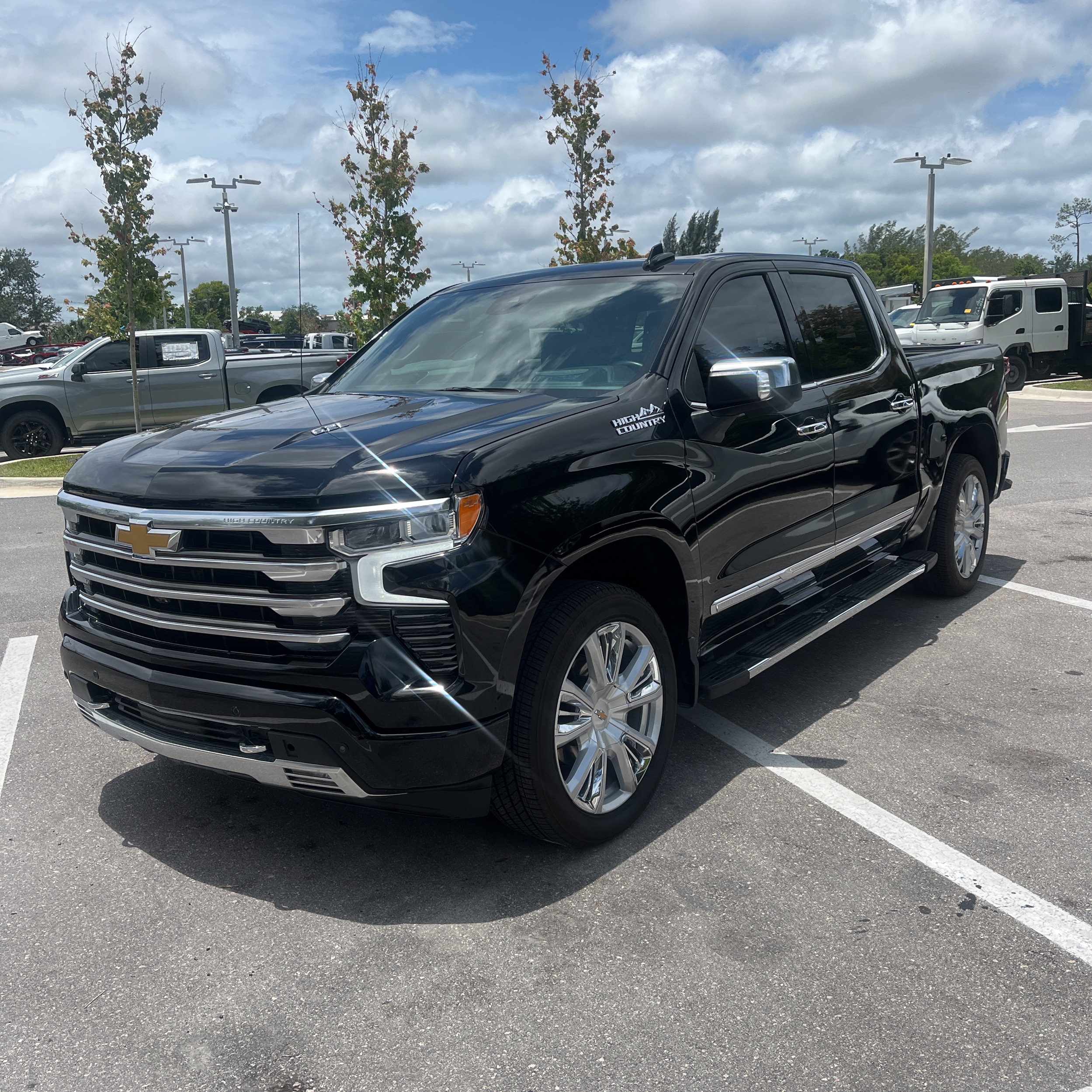 2023 Chevrolet Silverado 1500 High Country