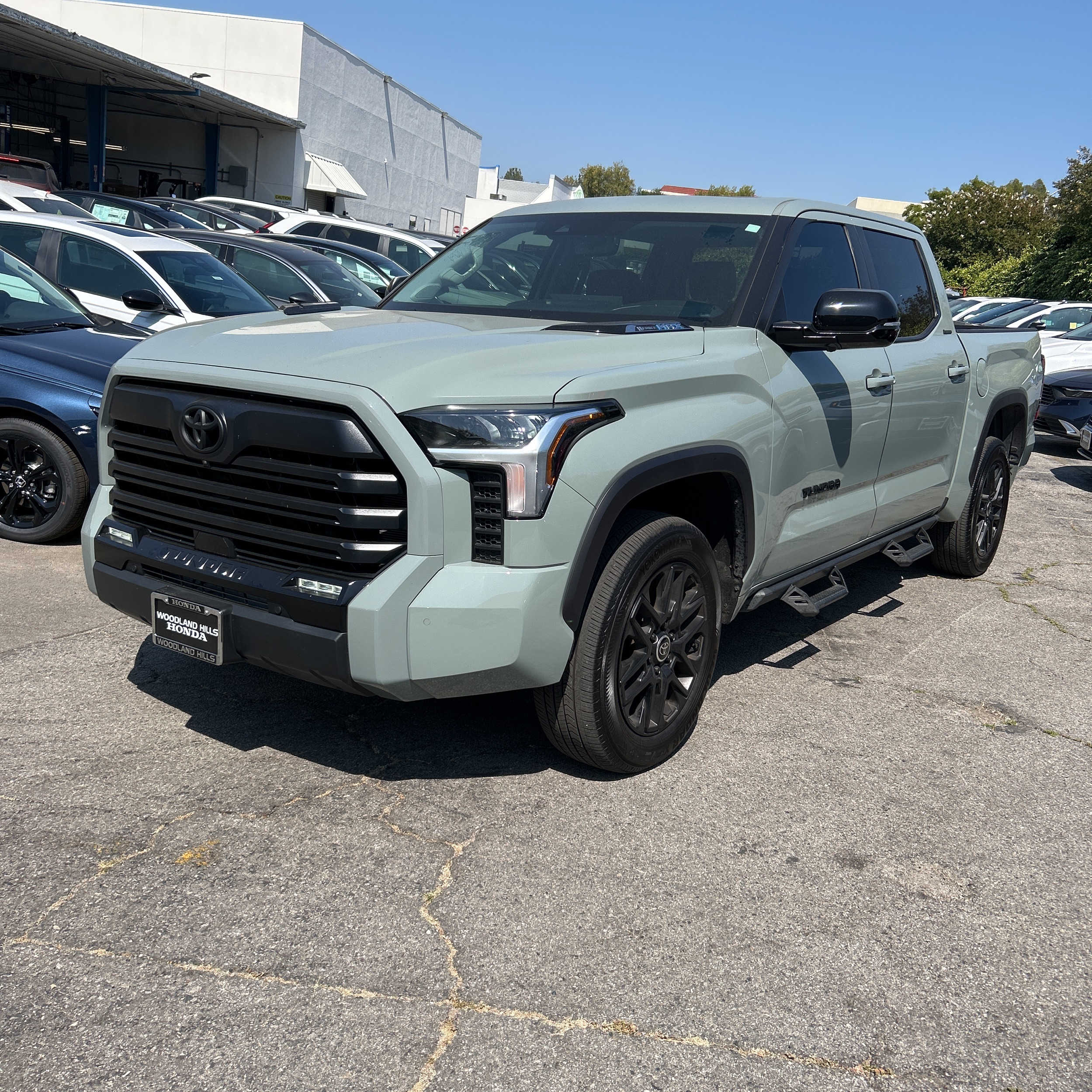 2024 Toyota Tundra Limited HV