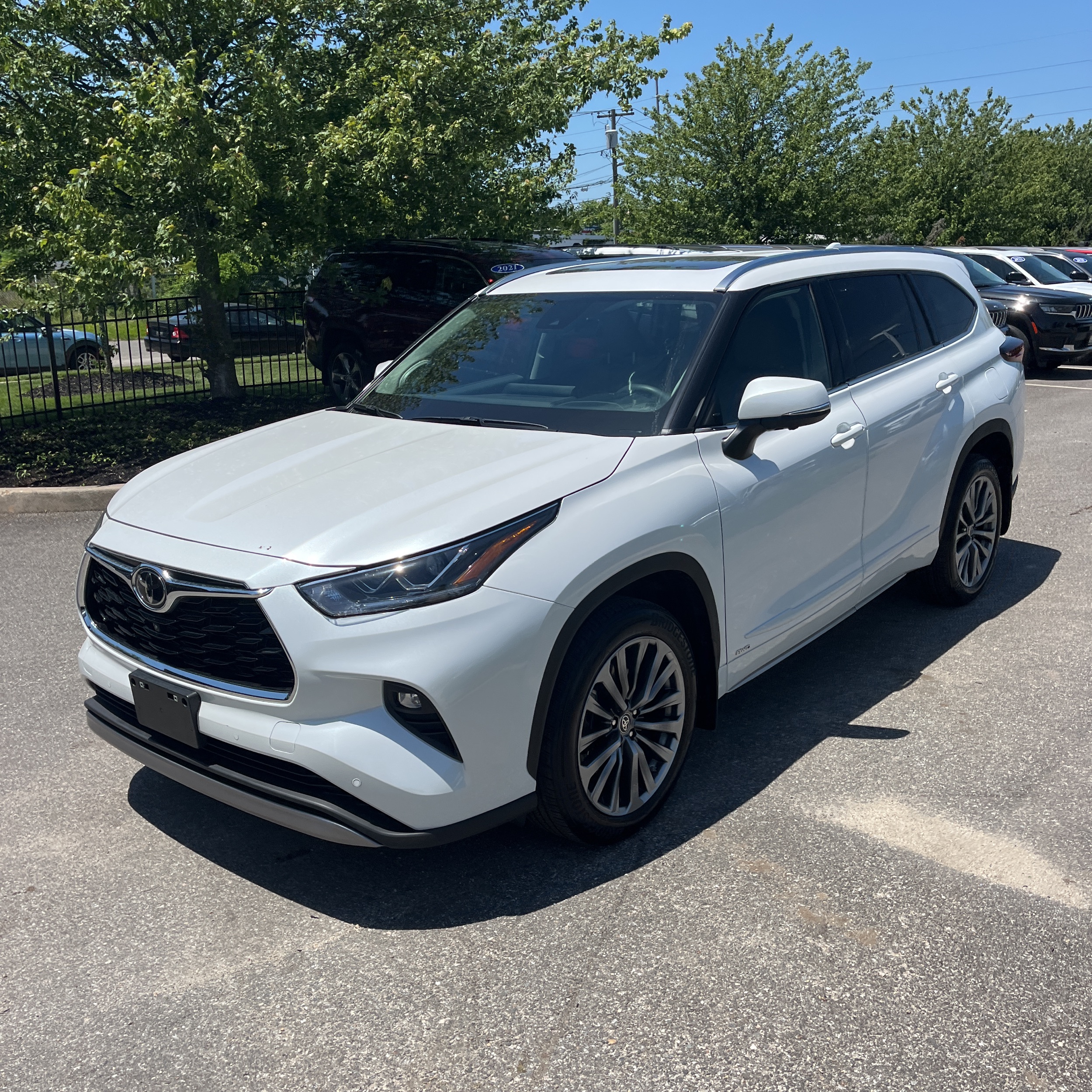 2025 Toyota Highlander Hybrid Limited 25th Edition