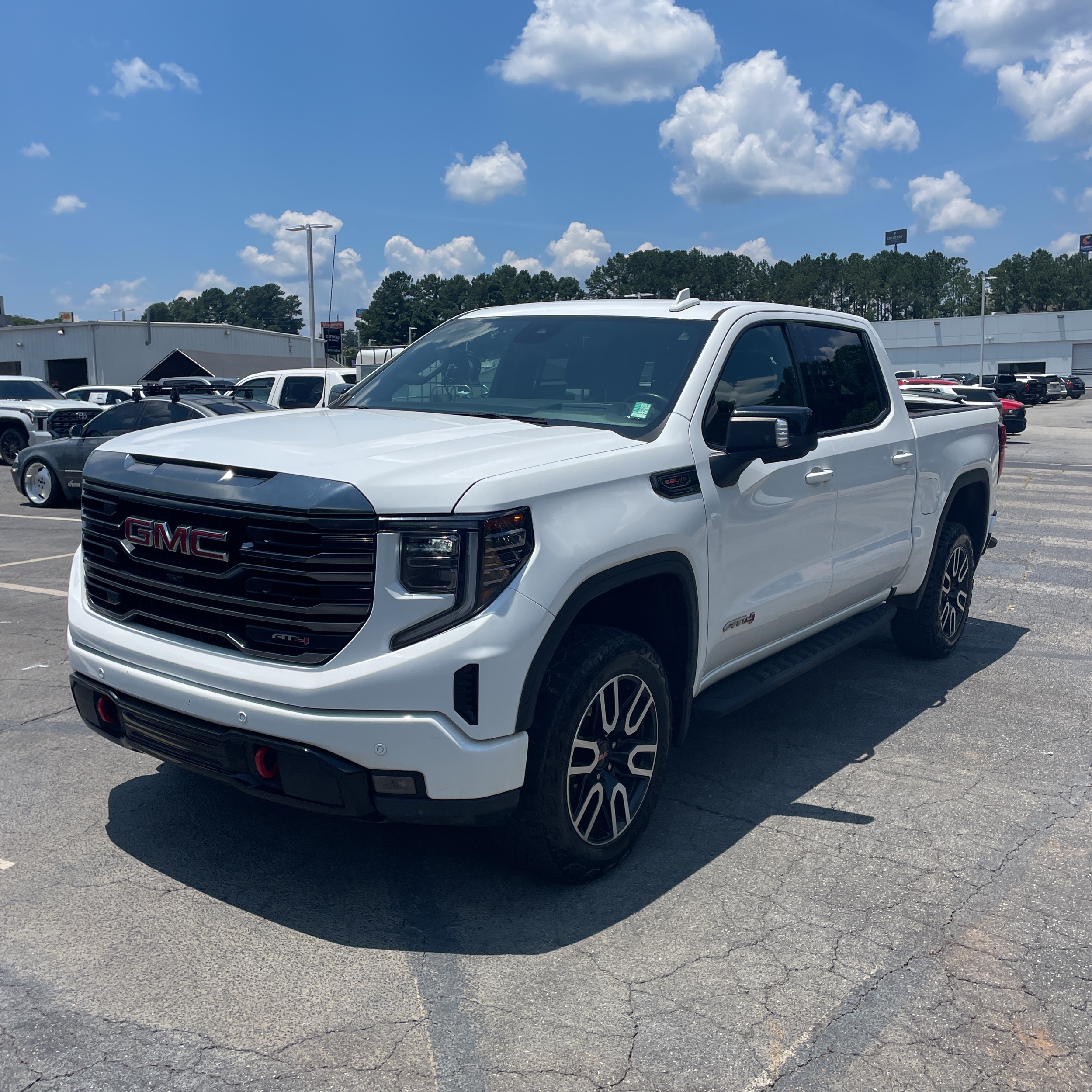 2023 GMC Sierra 1500 AT4