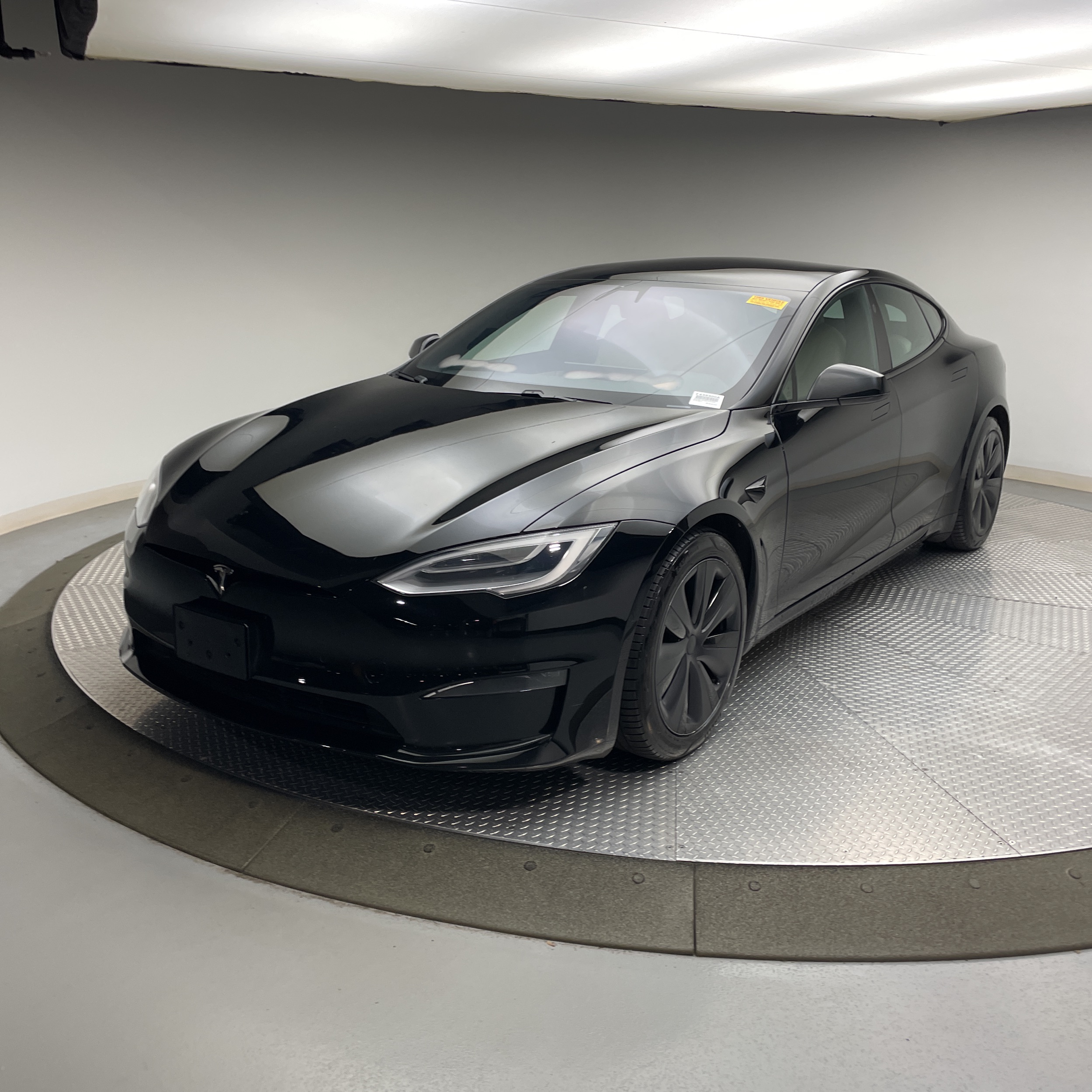 2021 Tesla Model S Plaid