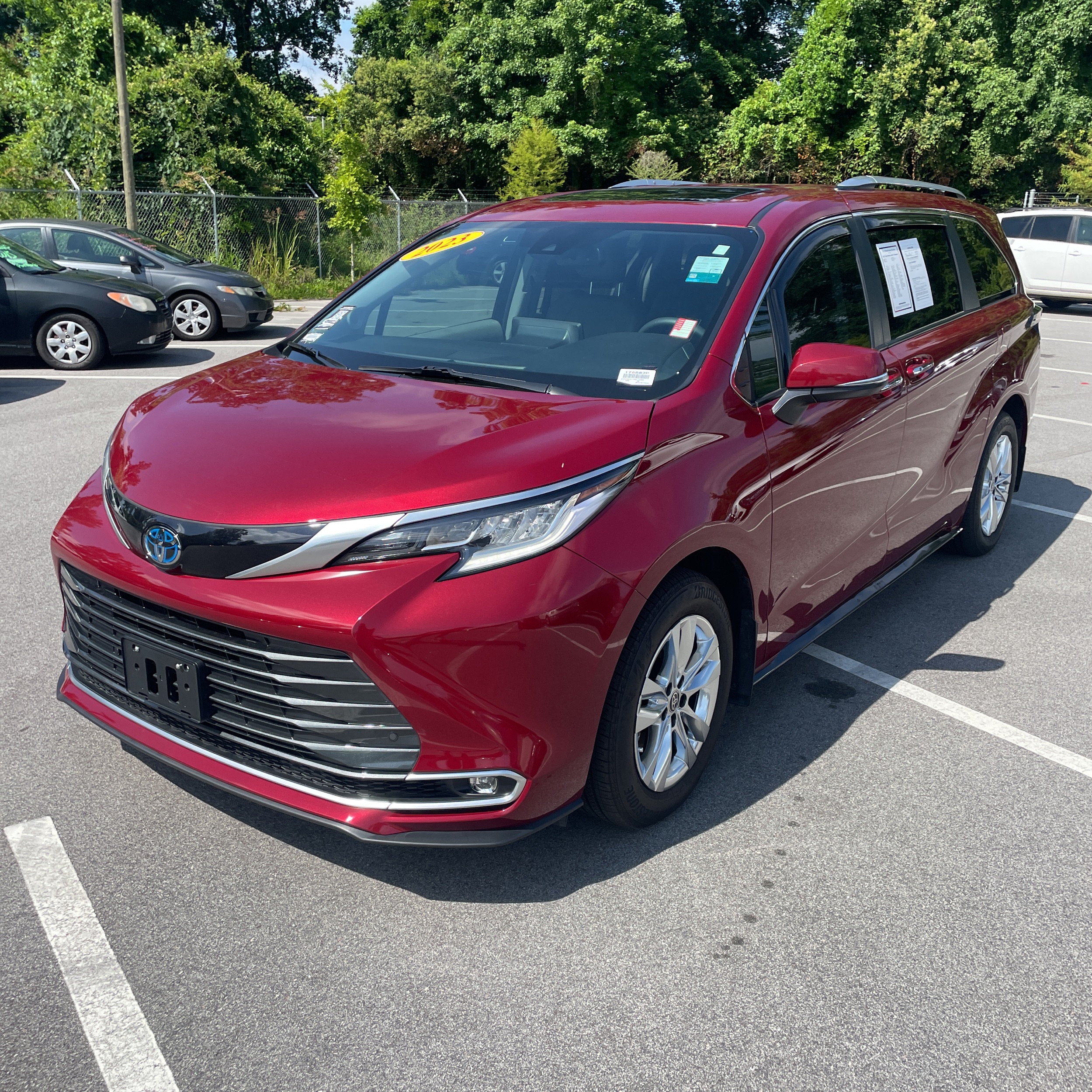 2023 Toyota Sienna Limited 7-Passenger