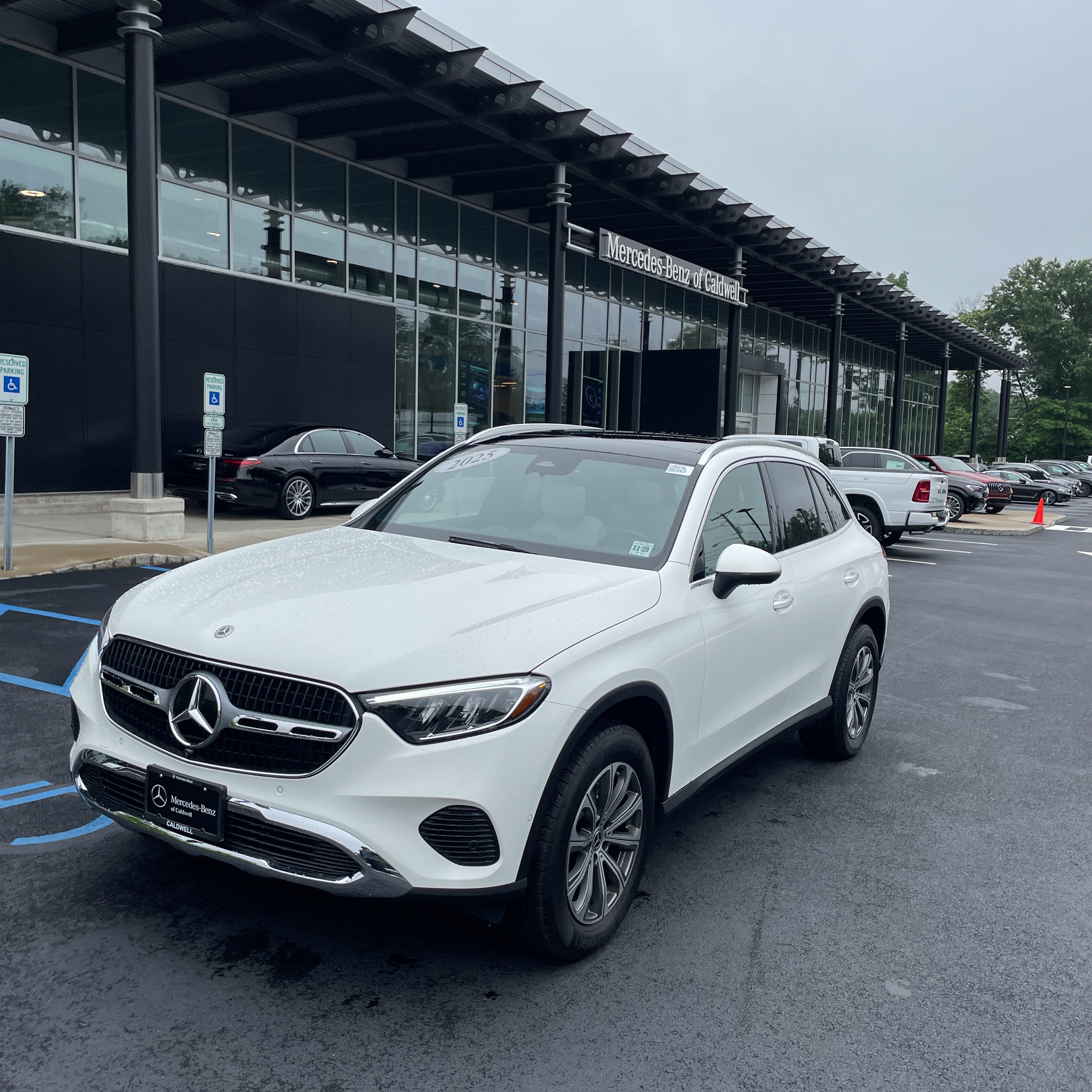 2025 Mercedes-Benz GLC GLC 300 4MATIC