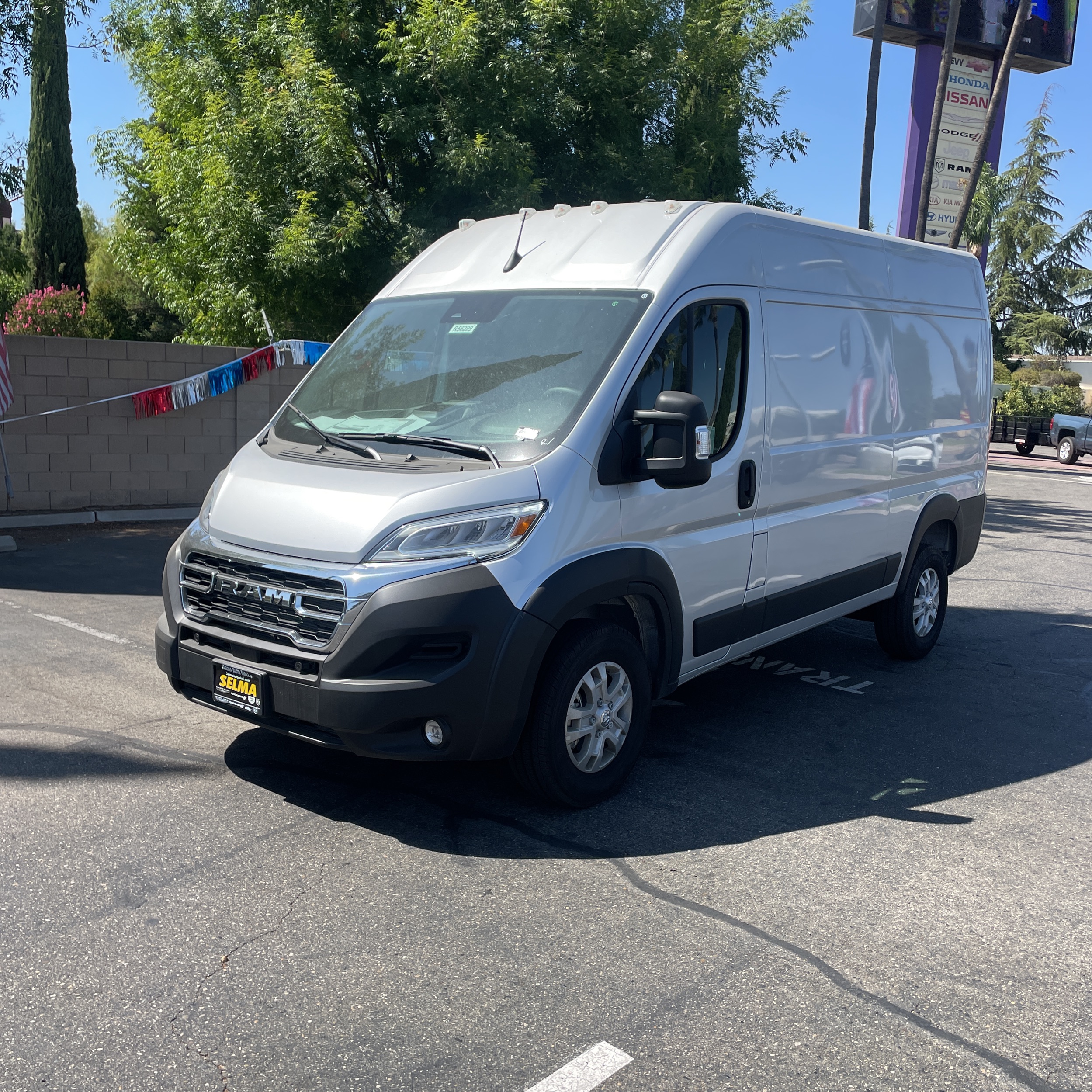 2025 Ram 1500 ProMaster Vans SLT HR
